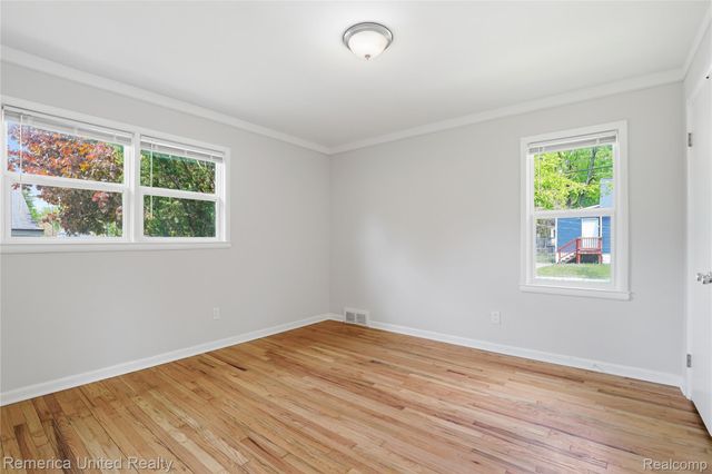18315 Five Points Street, Redford Charter Township, MI 48240