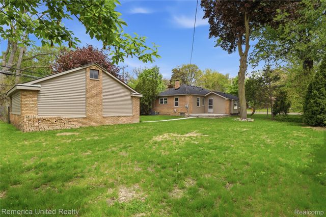 18315 Five Points Street, Redford Charter Township, MI 48240
