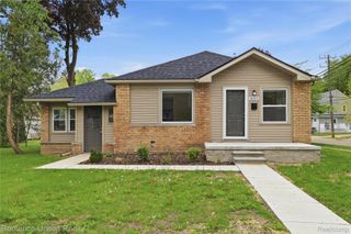 18315 Five Points Street, Redford Charter Township, MI 48240