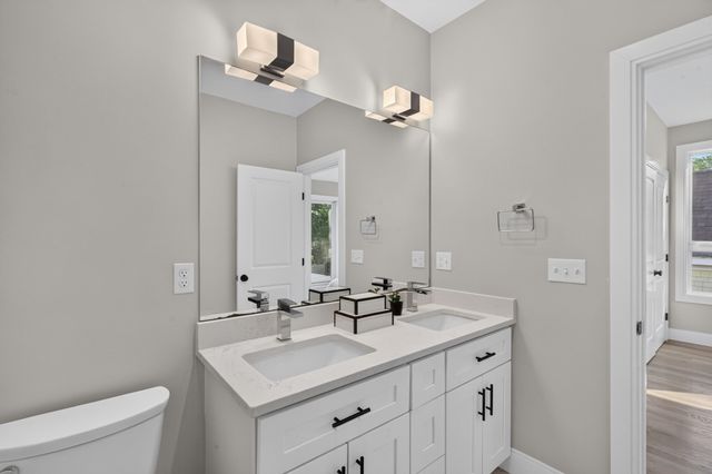 123-125 Centre Street 6, Boston, MA 02124