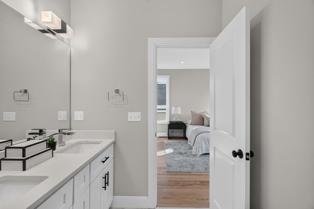 123-125 Centre Street 6, Boston, MA 02124