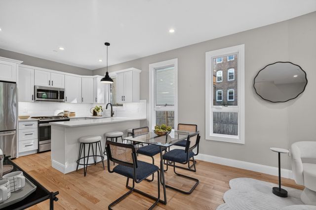 123-125 Centre Street 6, Boston, MA 02124