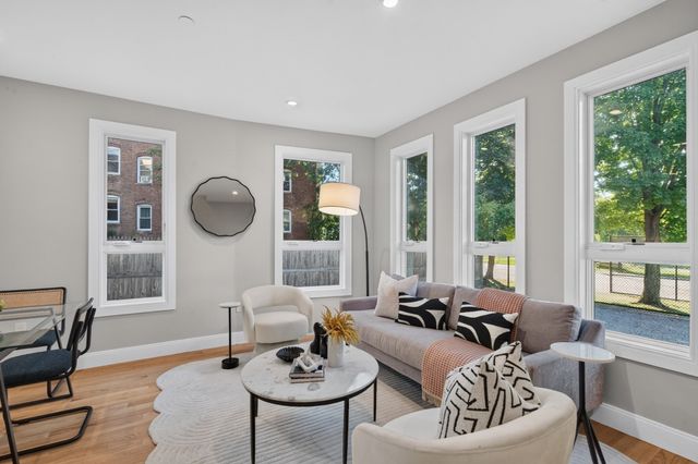 123-125 Centre Street 6, Boston, MA 02124