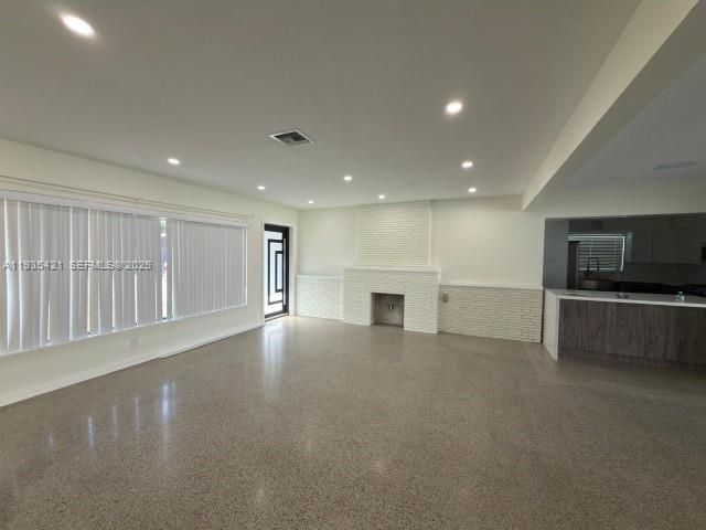 860 W Dayton Cir, Fort Lauderdale, FL 33312