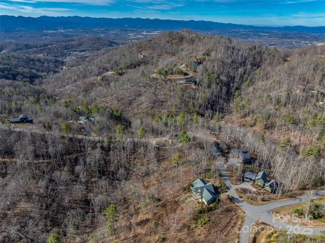 10 Villa Nova Drive, Asheville, NC 28804