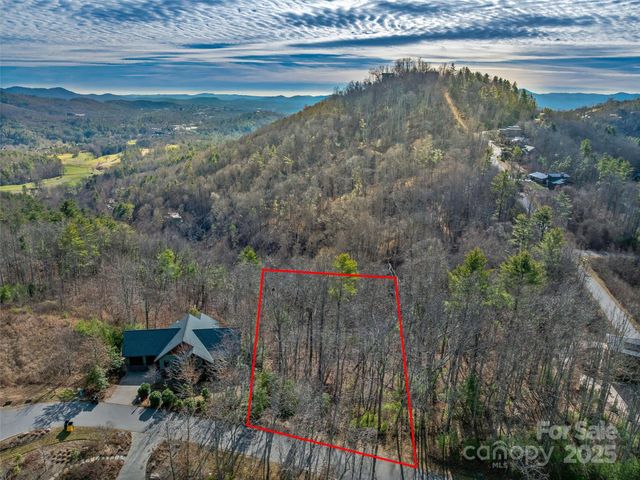 10 Villa Nova Drive, Asheville, NC 28804