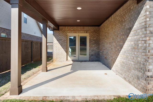 302 Holt Street, Meridianville, AL 35759