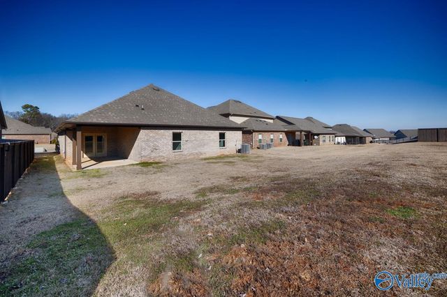 302 Holt Street, Meridianville, AL 35759