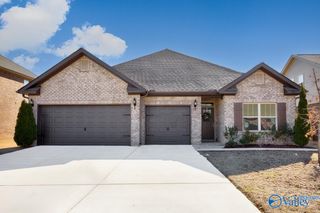 302 Holt Street, Meridianville, AL 35759