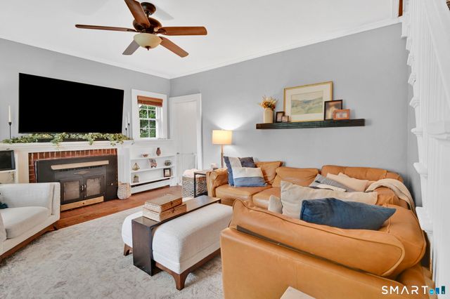 5 Parker Street, Manchester, CT 06040