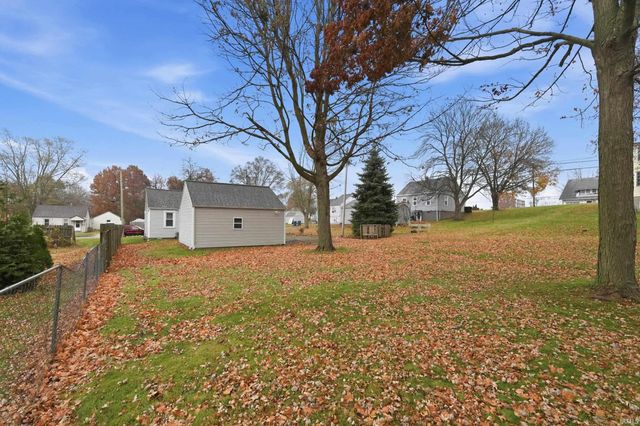 1004 Keller Drive, New Haven, IN 46774