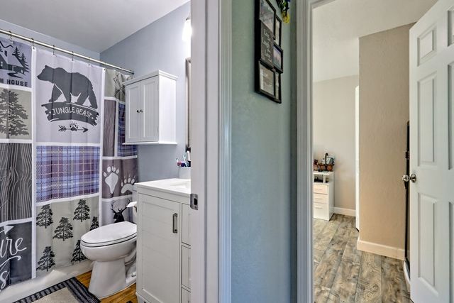 60 Tarrent Street, Andrews, NC 28901