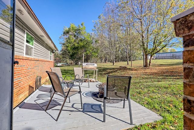 60 Tarrent Street, Andrews, NC 28901