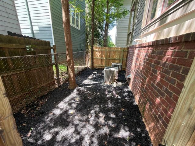 737 St Charles Avenue NE, Atlanta, GA 30306