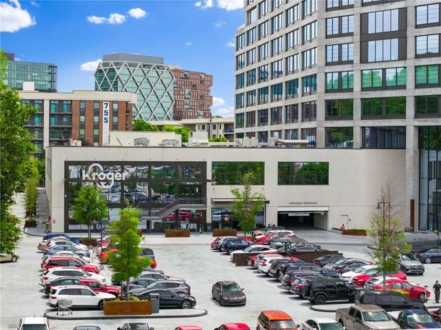 737 St Charles Avenue NE, Atlanta, GA 30306