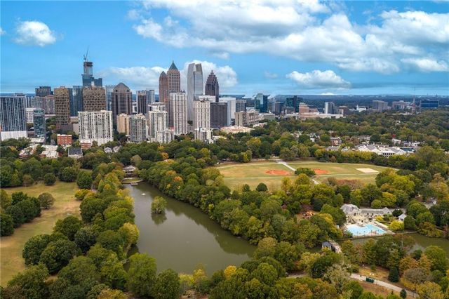 737 St Charles Avenue NE, Atlanta, GA 30306