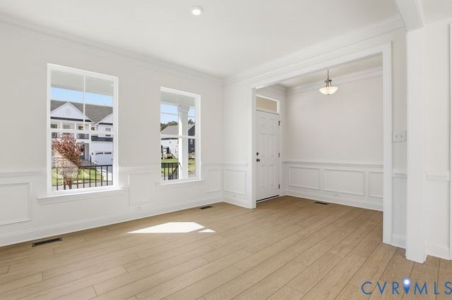 2512 Forget Me Not Ln, Glen Allen, VA 23060