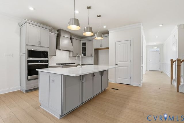 2512 Forget Me Not Ln, Glen Allen, VA 23060