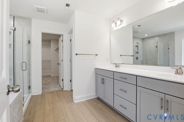 2512 Forget Me Not Ln, Glen Allen, VA 23060