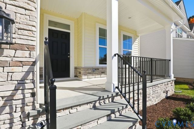 2512 Forget Me Not Ln, Glen Allen, VA 23060