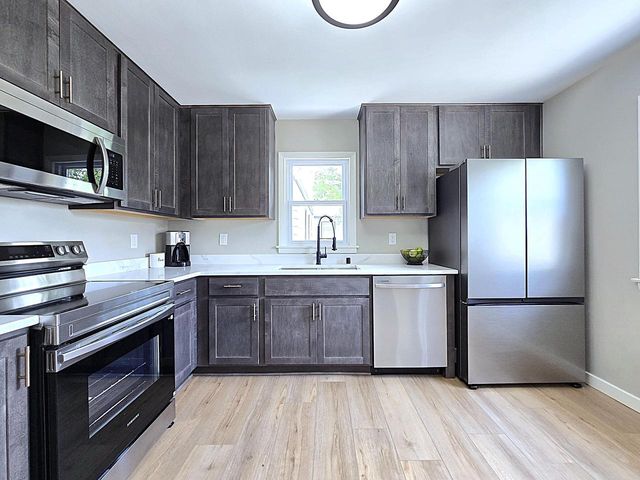 6169 W Spencer PLACE, Milwaukee, WI 53218