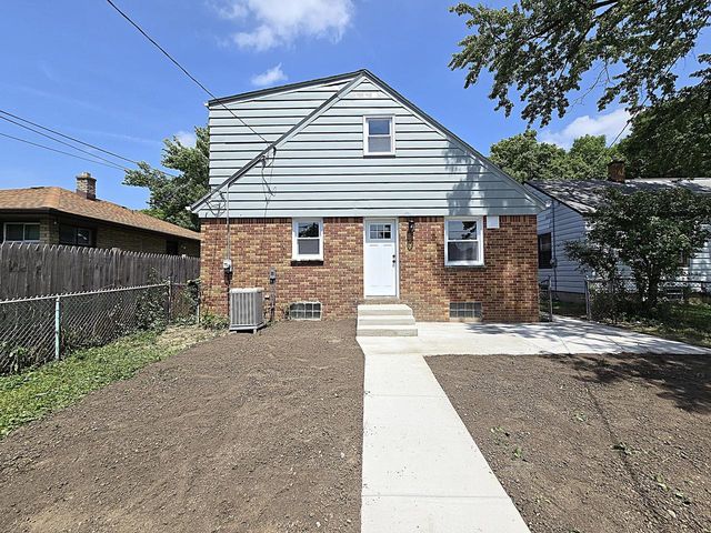 6169 W Spencer PLACE, Milwaukee, WI 53218