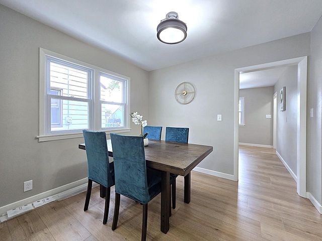 6169 W Spencer PLACE, Milwaukee, WI 53218