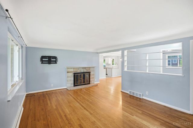1037 Markley Road, Anderson Twp, OH 45230