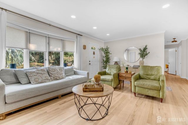 77 michael Road, Spotswood, NJ 08884