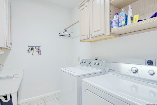 3607 Rustling Oaks, San Antonio, TX 78259