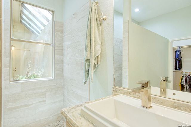 3607 Rustling Oaks, San Antonio, TX 78259