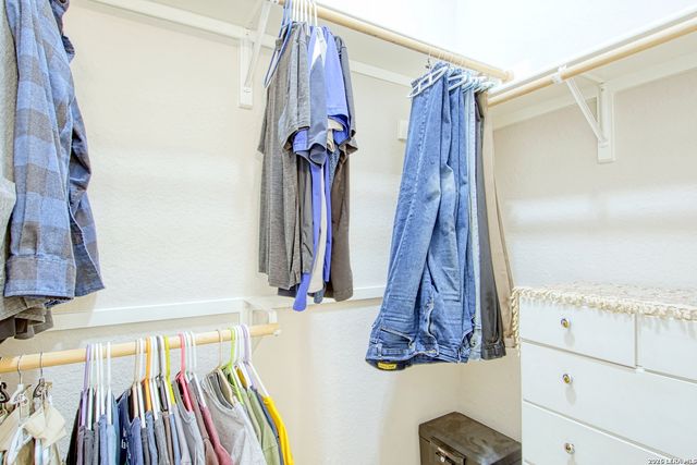 3607 Rustling Oaks, San Antonio, TX 78259