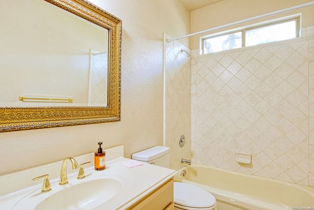 3607 Rustling Oaks, San Antonio, TX 78259