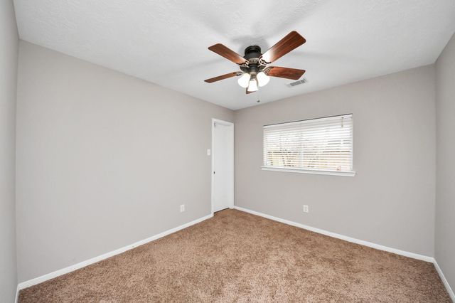 4915 Pecan Grove Drive, Pearland, TX 77584