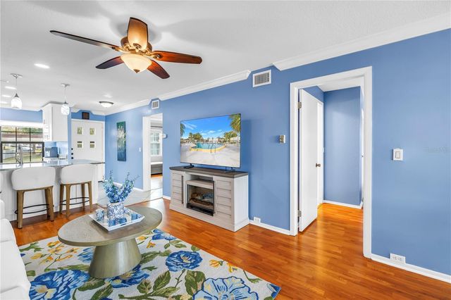 9224 MISSION OAKS BOULEVARD, Seminole, FL 33776