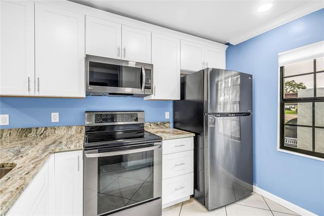 9224 MISSION OAKS BOULEVARD, Seminole, FL 33776