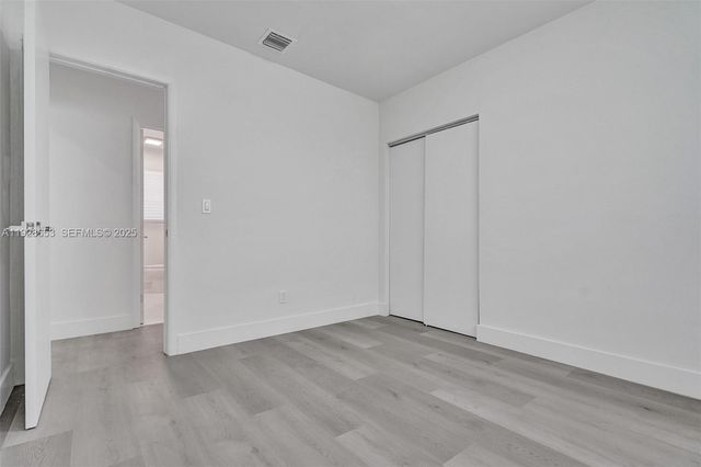 1041 NE 169th St, Miami, FL 33162