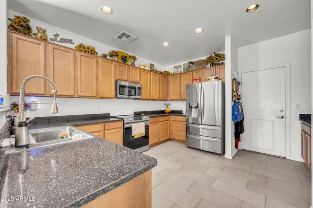 20243 N RYANS Trail, Maricopa, AZ 85138