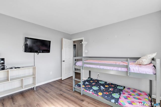 71 Cliff Street, Naugatuck, CT 06770