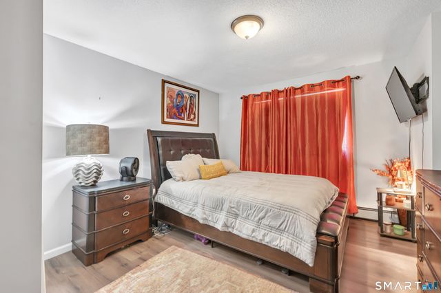 71 Cliff Street, Naugatuck, CT 06770