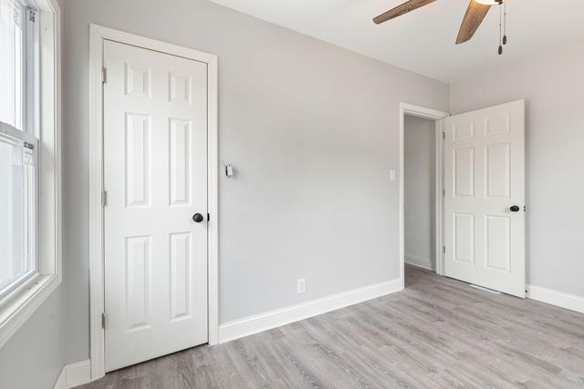 4224 W 10th Avenue, Gary, IN 46404