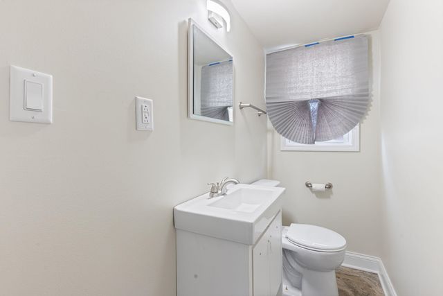 4224 W 10th Avenue, Gary, IN 46404