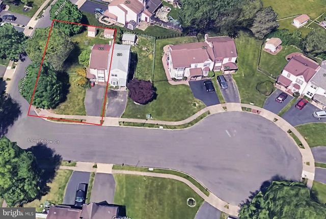 632 LONGFELLOW CT, Warminster, PA 18974