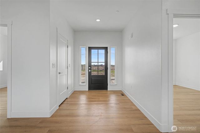 2920 NE Rd H, Moses Lake, WA 98837