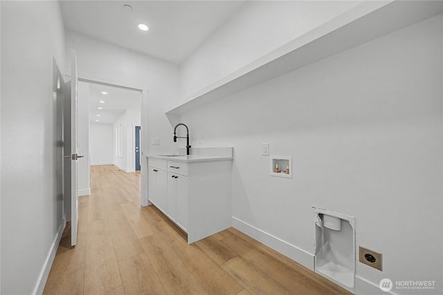 2920 NE Rd H, Moses Lake, WA 98837