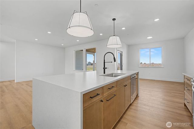 2920 NE Rd H, Moses Lake, WA 98837