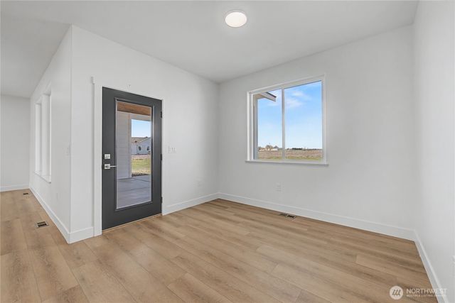 2920 NE Rd H, Moses Lake, WA 98837