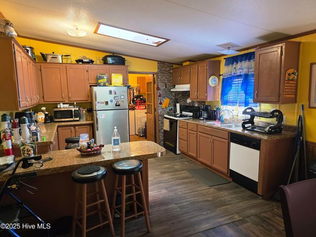 2682 Pleasant Plains Church Road, Whiteville, NC 28472