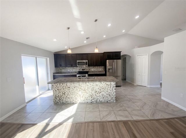 12126 MILLINGTON AVENUE, Weeki Wachee, FL 34614