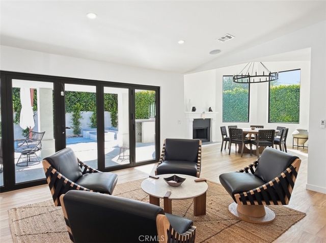 363 W Yorba, Palm Springs, CA 92262